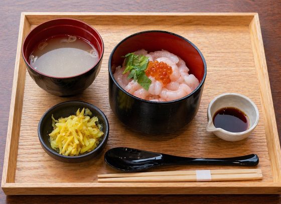 甘海老贅沢小丼