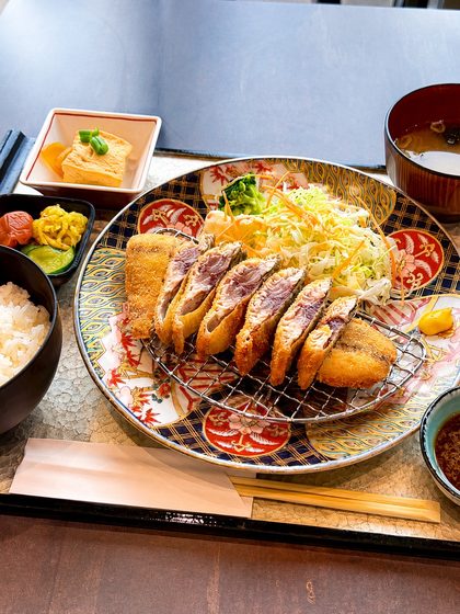 鯖レアカツ定食